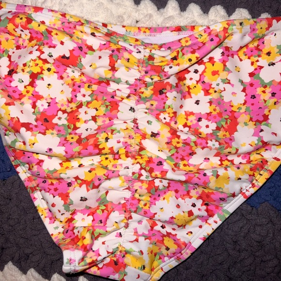NWT Floral Bikini Bottom - Picture 5 of 6